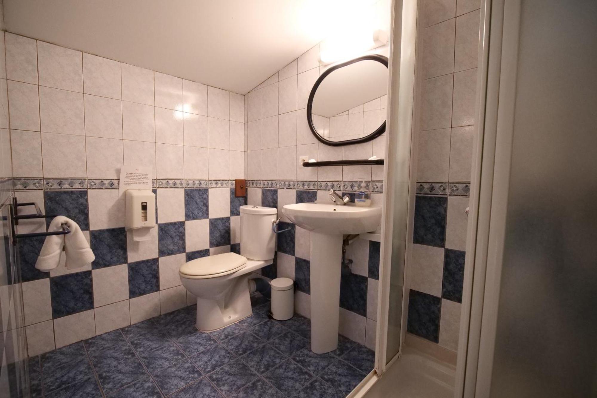 Trabenia Hotel